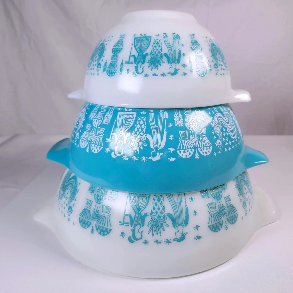 Vintage Pyrex Mixing Bowls 3 Piece Turquoise Butterprint Amish Cinderella Set
